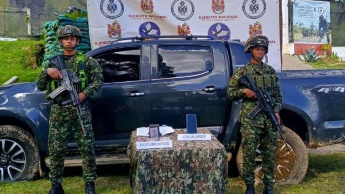 Vehículo pasó una señal de alto en un retén militar en la zona rural de Yarumal, Antioquia y comenzó a disparar
 – Ojo critico
