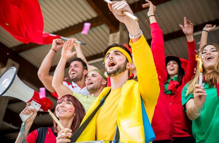 El 66% de los aficionados al deporte dicen sentirse decepcionados por sus equipos favoritos y exigen una mejor comunicación.

 – Ojo critico
