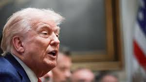 Trump intensifica la guerra comercial: 100% de aduanas en productos procedentes de China
 – Ojo critico