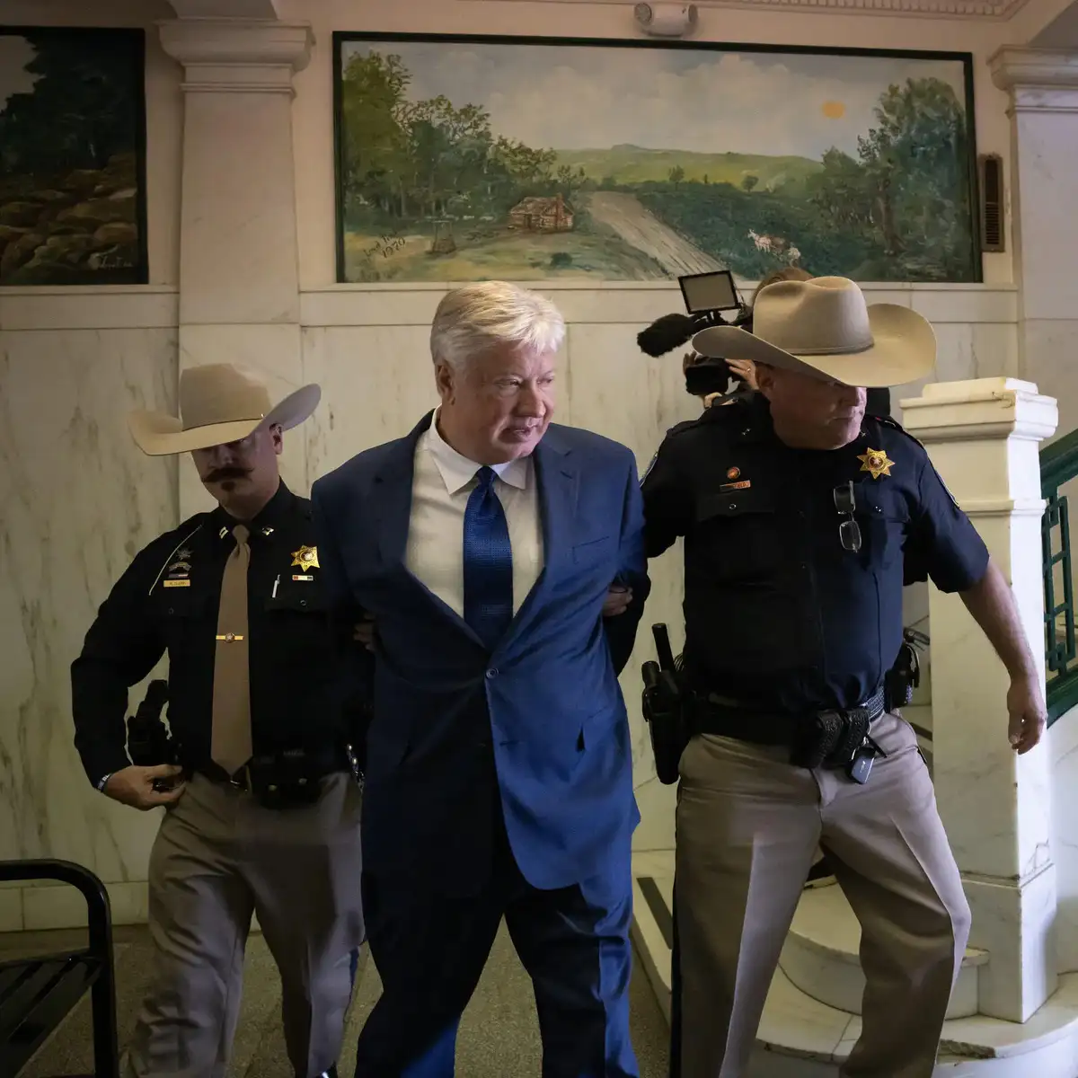 Pastor que asesoró a Donald Trump se declaró culpable de abuso sexual contra niños en Estados Unidos
 – Ojo critico