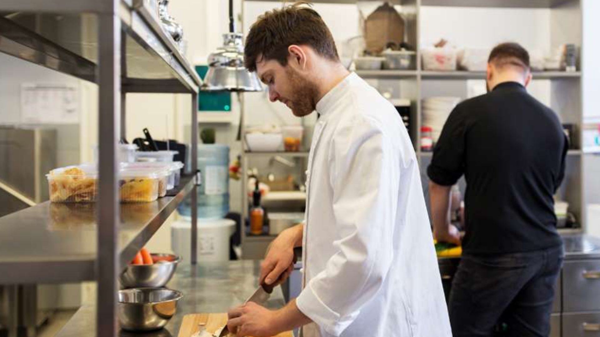 Trabajar más no te hace más productivo

 – Ojo critico