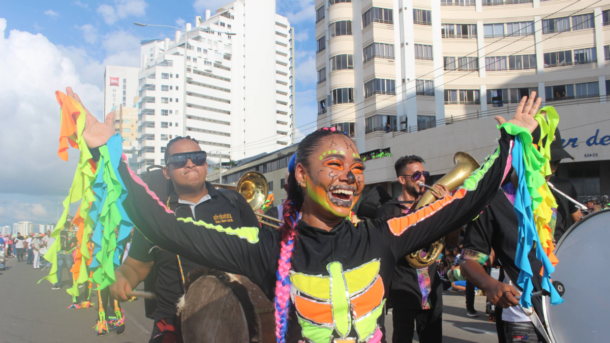 En Cartagena, en la semana pico del Día de la Independencia, se intensificaron las acciones contra los controles ilegales de «plata y agua»

 – Ojo critico