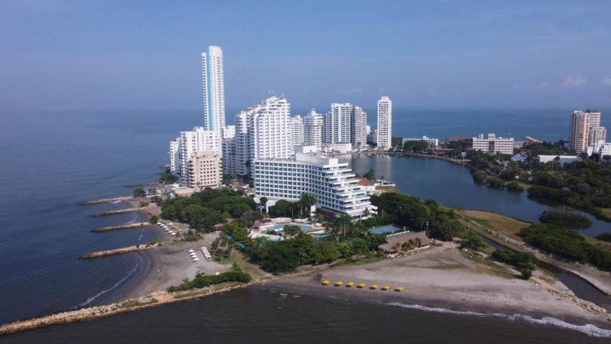 Después de cuarenta años de crisis ecológica, comienza la intervención urbana de Laguito por 33.000 millones de dólares en la zona turística

 – Ojo critico