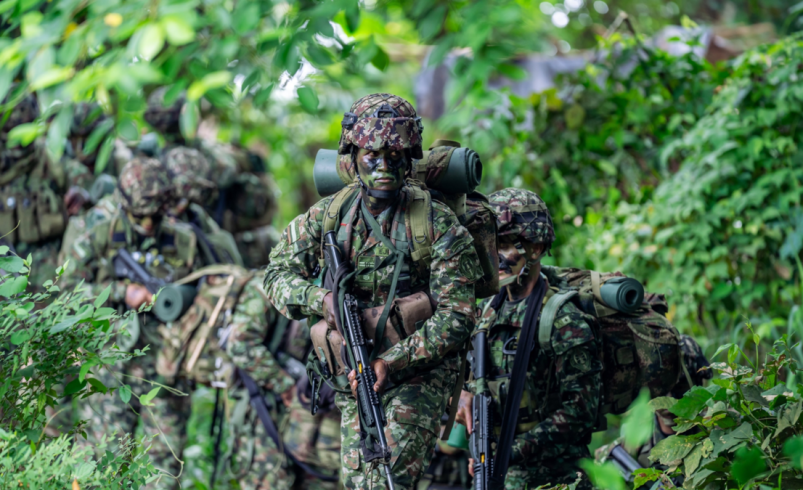 Fueron abandonados a su suerte en poder de un grupo religioso

 – Ojo critico