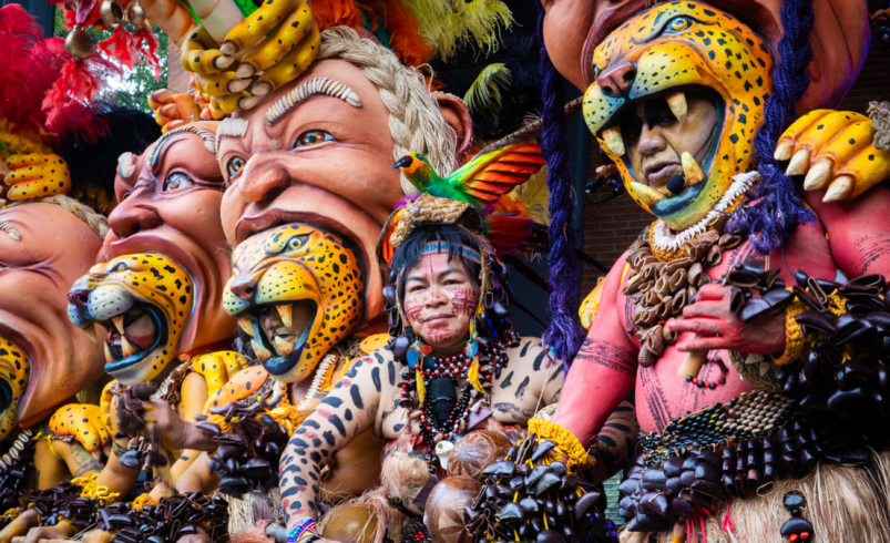 El telón se levantará el 11 de noviembre

 – Ojo critico