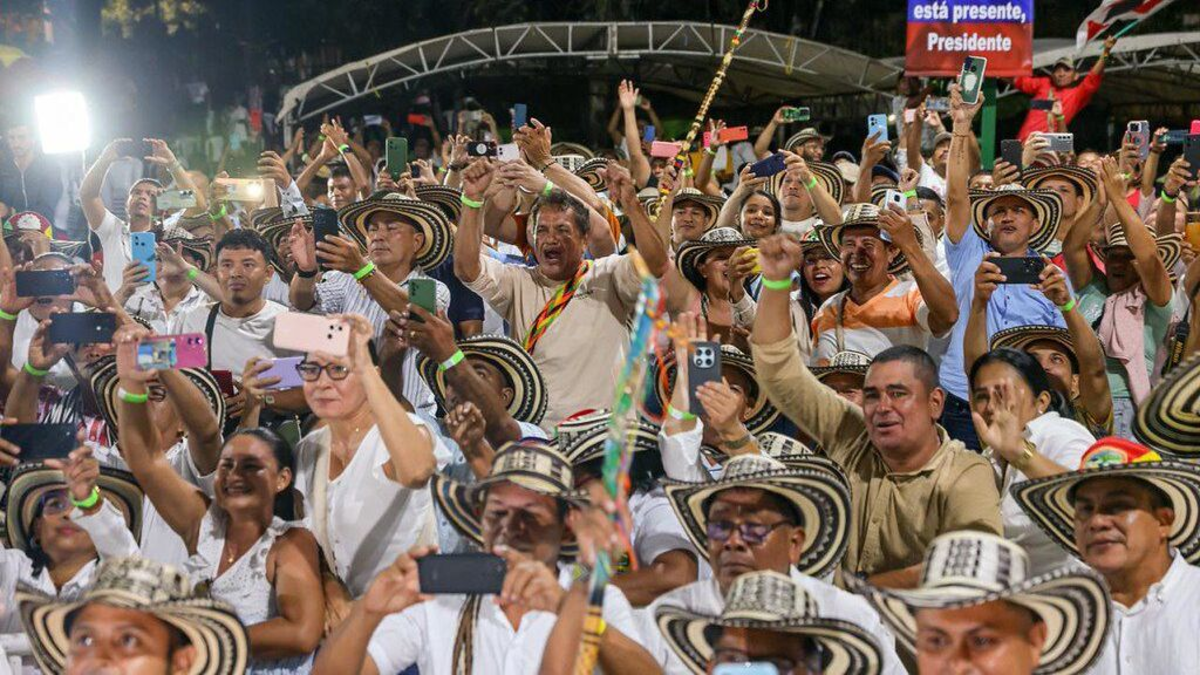Presidente Petro donó 466 hectáreas al pueblo indígena Zenú de San Andrés de Sotavento, Córdoba

 – Ojo critico
