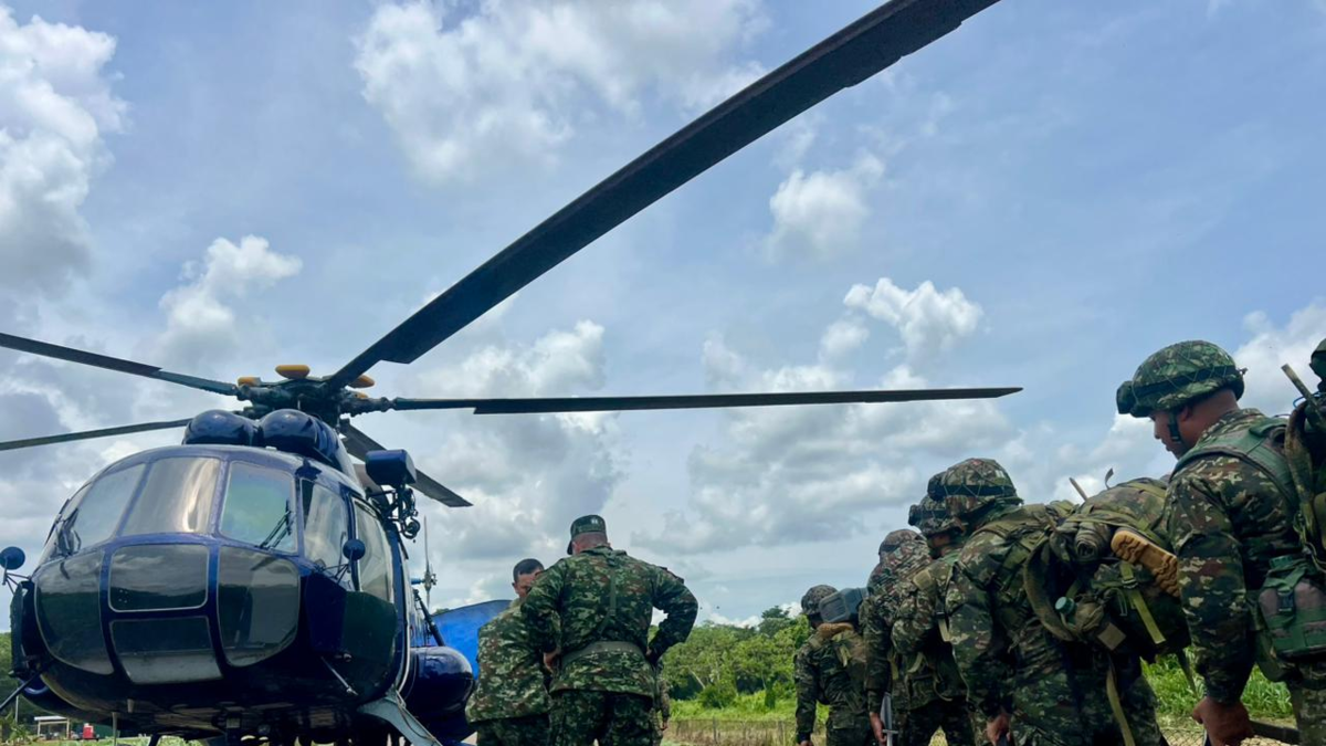 Un artefacto explosivo lanzado contra un batallón militar

 – Ojo critico
