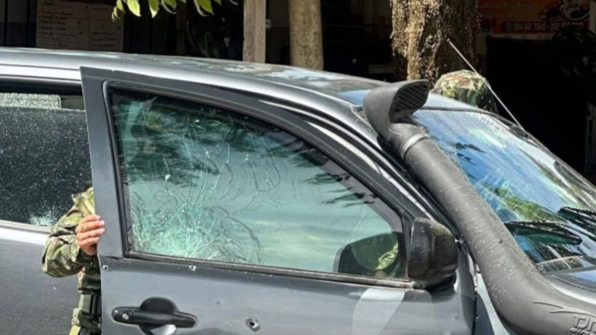 Un vehículo militar fue atacado con al menos diez disparos en Arauquita, estado de Arauca; tres uniformados resultaron heridos

 – Ojo critico
