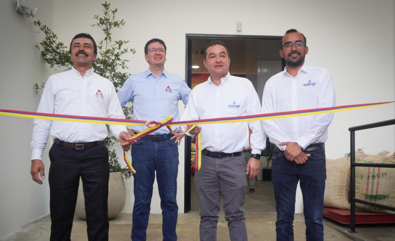 ¿Dónde opera y qué ofrece a los productores de este grano?

 – Ojo critico