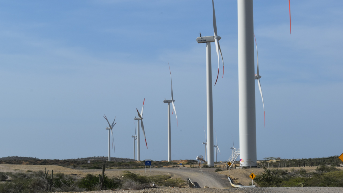 AES Colombia iniciará la construcción de sus parques eólicos en La Guajira, el complejo más grande del país, en 2026.

 – Ojo critico