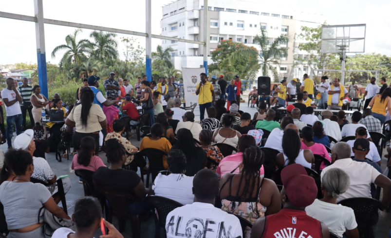 ¿Cómo es la reparación un mecanismo para realizar los sueños? Los 1.444 damnificados en Buenaventura retoman proyectos para dejar atrás la guerra que los desplazó

 – Ojo critico