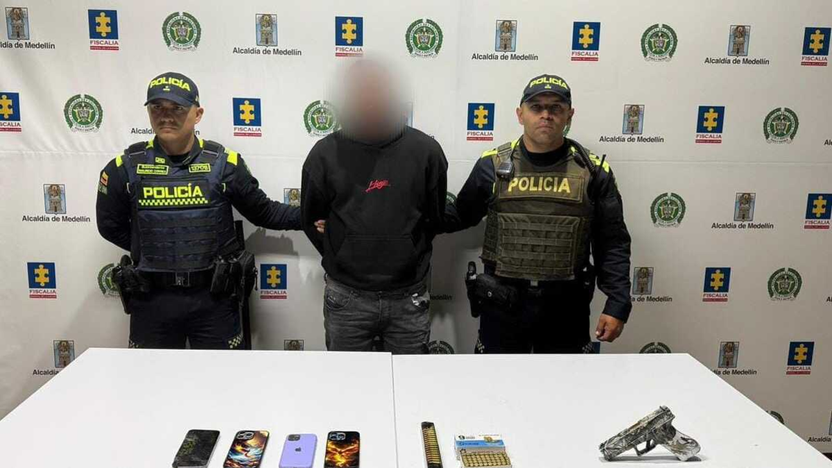 Se utilizó a Fénix, el líder de la banda criminal ecuatoriana «Los Tiguerones».

 – Ojo critico