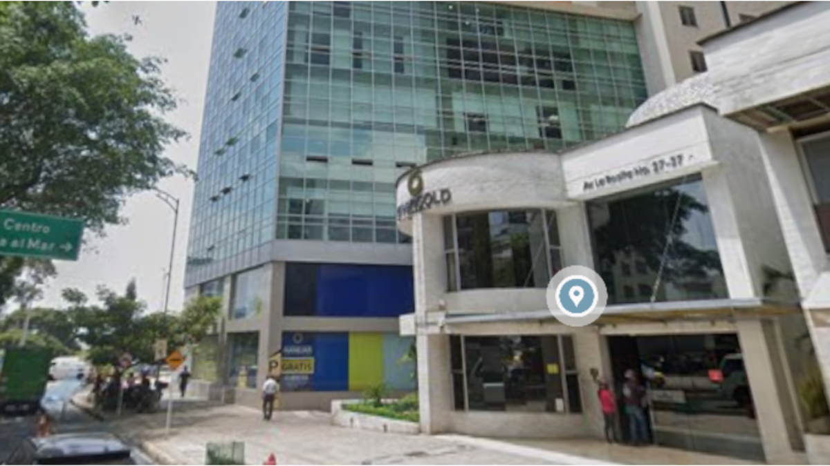 Investigan la trágica muerte de un hombre tras caer desde el piso 30 de un edificio en Bucaramanga

 – Ojo critico