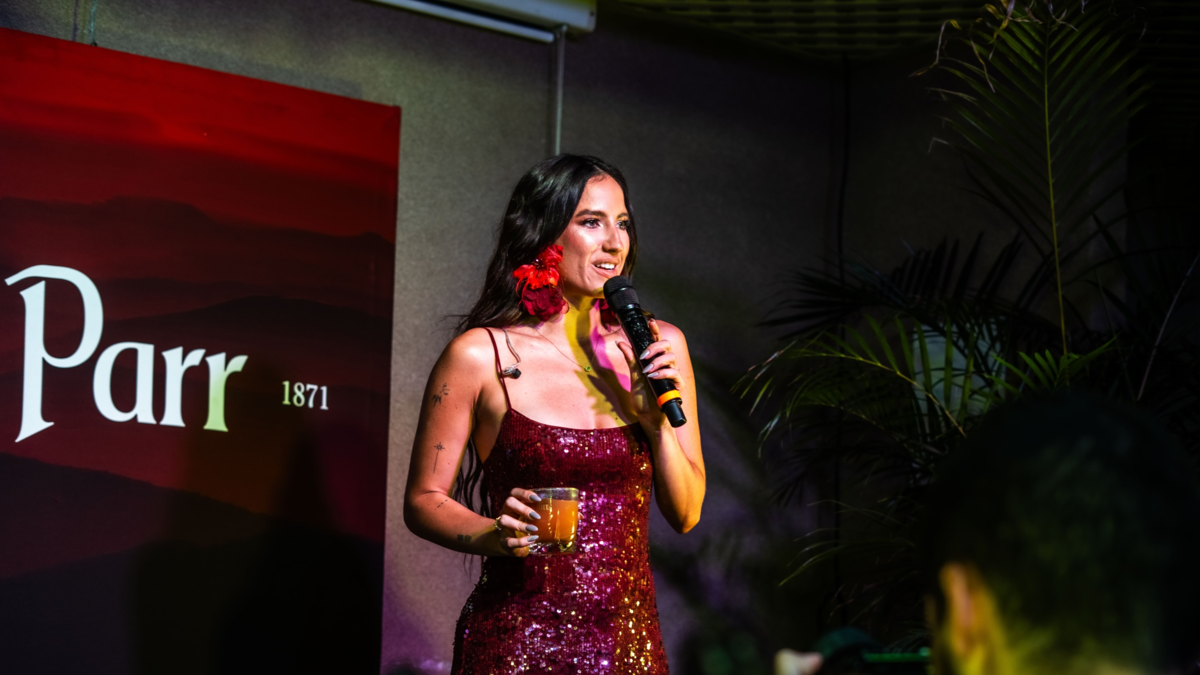 Aria Vega, la sirenita de moda del Caribe y sus múltiples odas a la cultura costera

 – Ojo critico