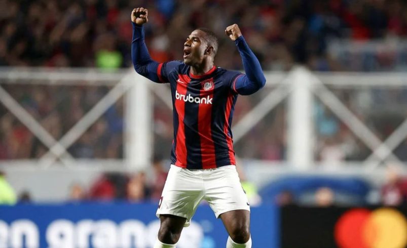 Jhojan Romaña parece estar en los ojos de Boca Juniors

 – Ojo critico