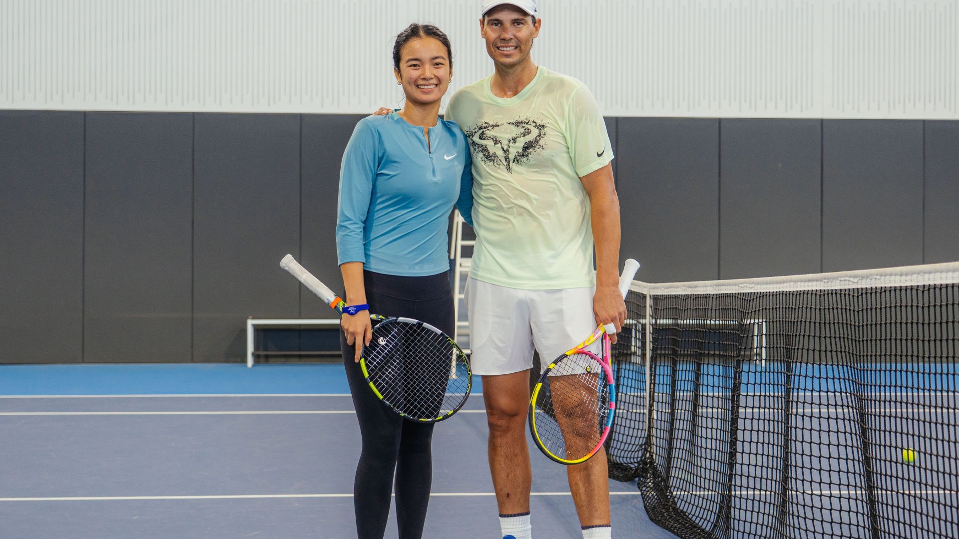 Rafa Nadal volvió a un partido de tenis

 – Ojo critico