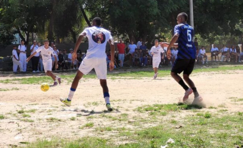El partido entre Los Costeños y Los Pepes en Barranquilla enciende el debate sobre la paz urbana

 – Ojo critico
