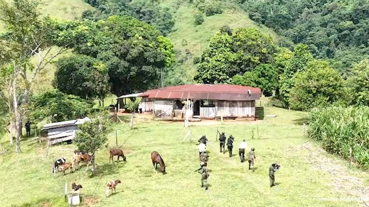 Fiscalía confisca bienes por valor de 11.500 millones de pesos

 – Ojo critico