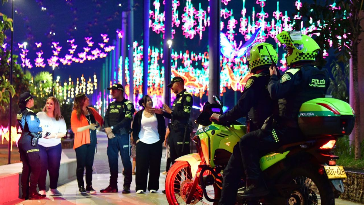 La seguridad durante Navidad y fin de año estará garantizada por más de 1.200 empleados uniformados

 – Ojo critico