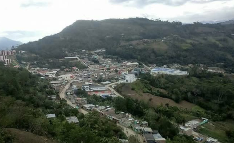 «No nos dejan vivir en paz».

 – Ojo critico