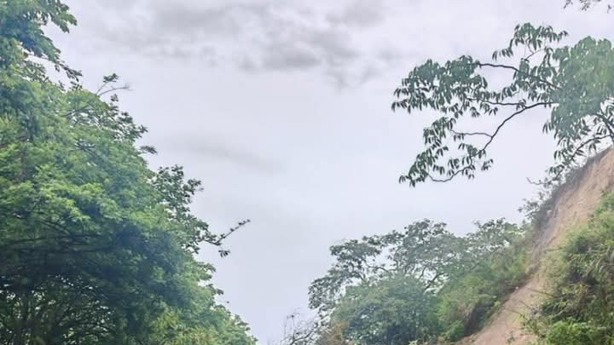 Pasto permanece incomunicado del interior y costa del Pacífico por deslaves en la Carretera Panamericana

 – Ojo critico