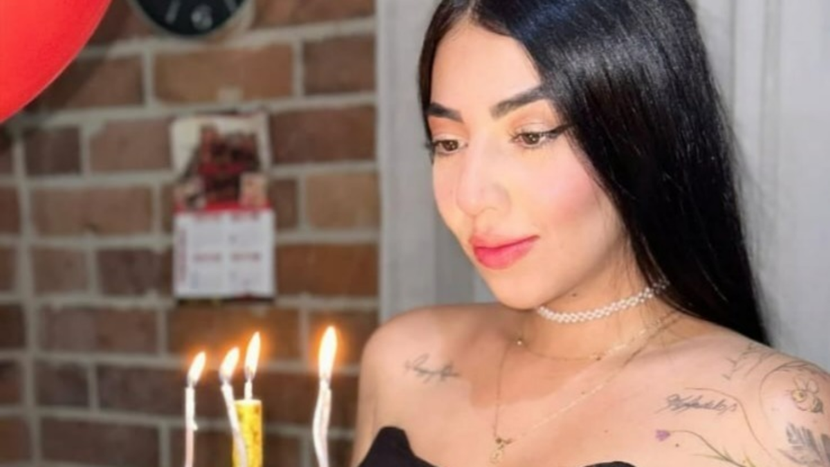 unas horas antes de dejar un mensaje «predecible»

 – Ojo critico