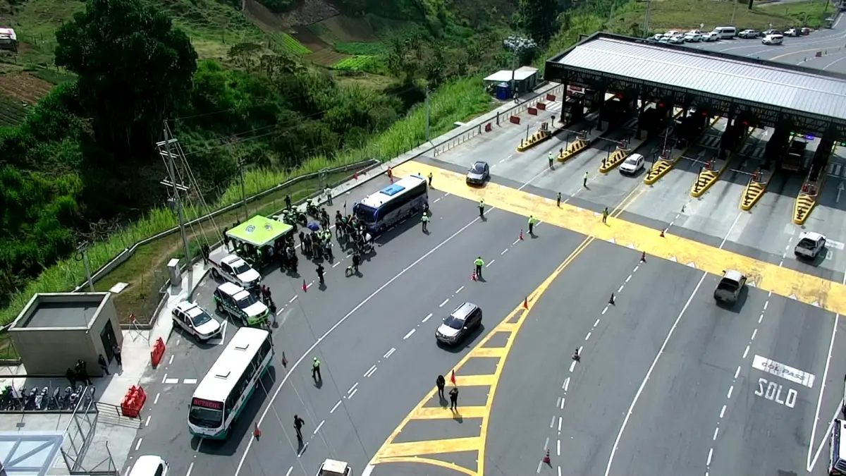 ¿Estás pensando en irte de viaje este fin de semana largo de “velitas”? Aquí están las condiciones viales en Antioquia y los cierres viales previstos

 – Ojo critico