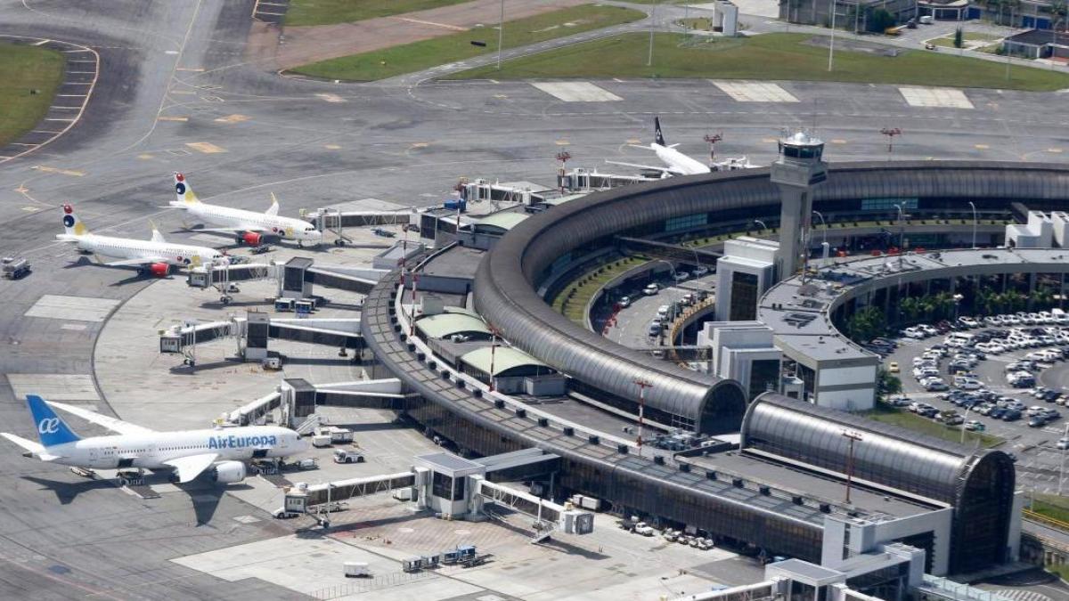 Aeropuerto José María Córdova liderará el crecimiento turístico del país al final de temporada, afirma Migración Colombia

 – Ojo critico