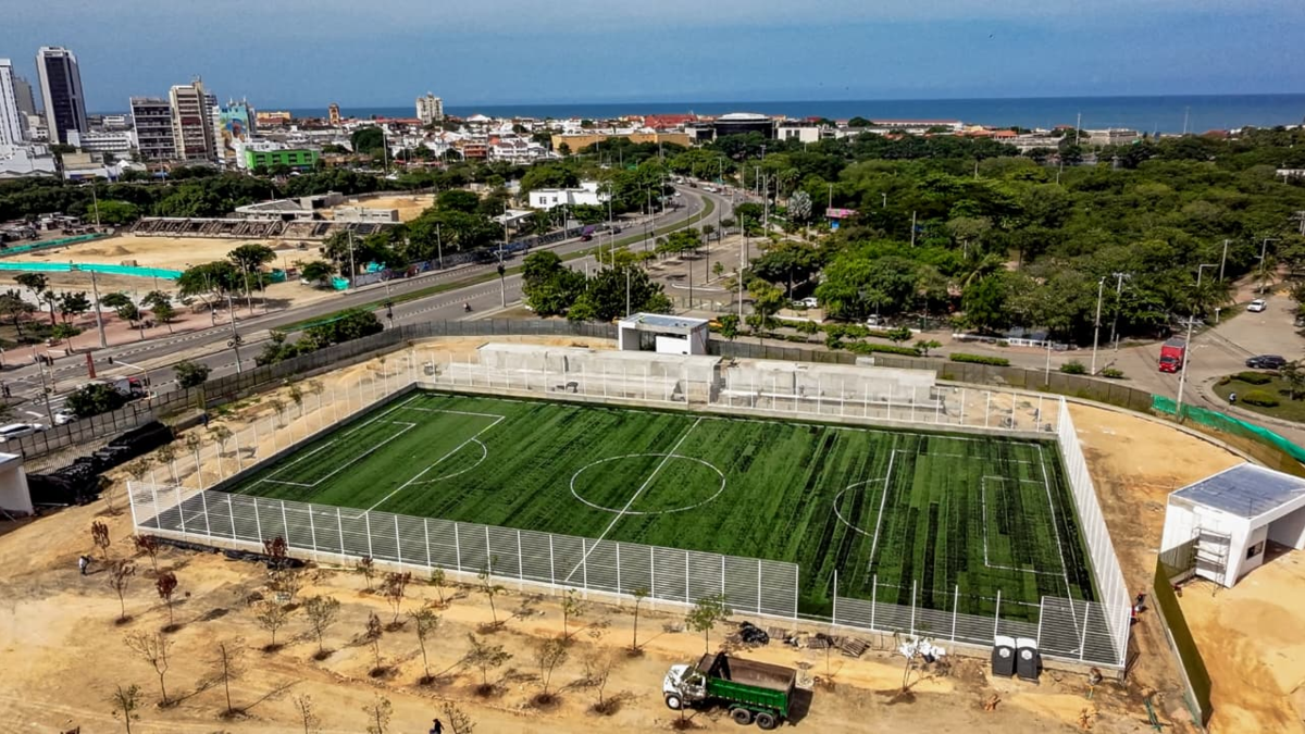 Del cordón de pobreza y escándalos al complejo deportivo cercano a la Ciudad Colonial

 – Ojo critico