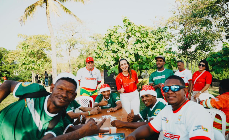 Fue un día de limpieza, regalos y cena.

 – Ojo critico