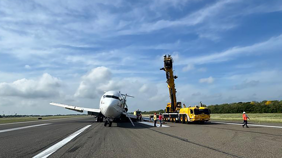 Se restablecen operaciones aéreas en el Aeropuerto Ernesto Cortissoz tras incidente con un avión de carga

 – Ojo critico