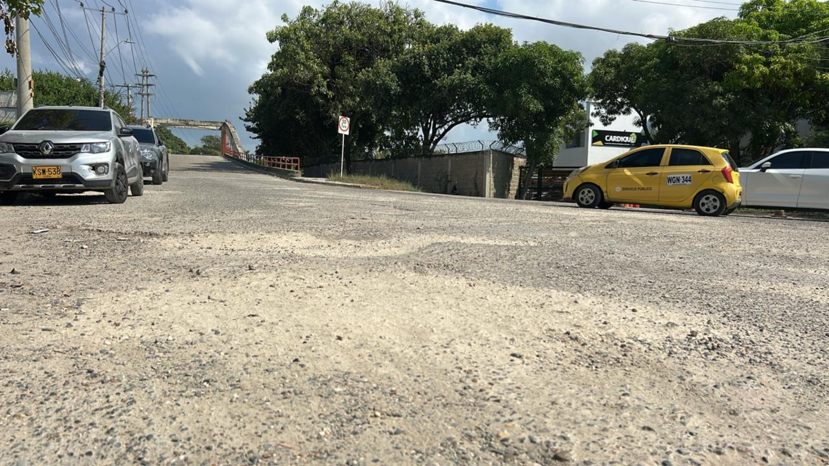 Por primera vez en la historia el corredor de ingreso al Salón Presidencial y a la Escuela Naval en Cartagena tendrá un recorrido digno

 – Ojo critico