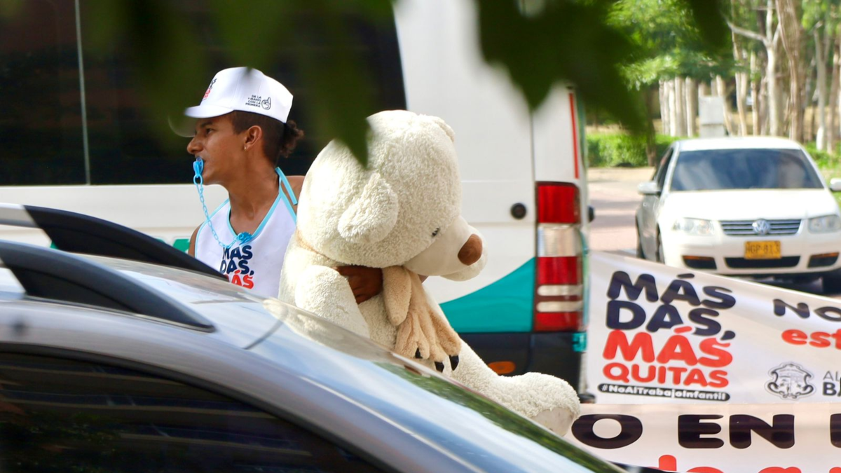 Los adultos de atrás se aprovecharían.

 – Ojo critico