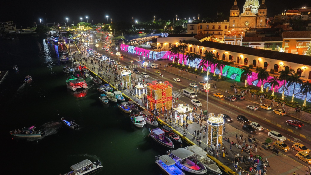 Más de 1,6 millones de visitantes, mayor seguridad y un programa preparado pensando en los turistas.

 – Ojo critico