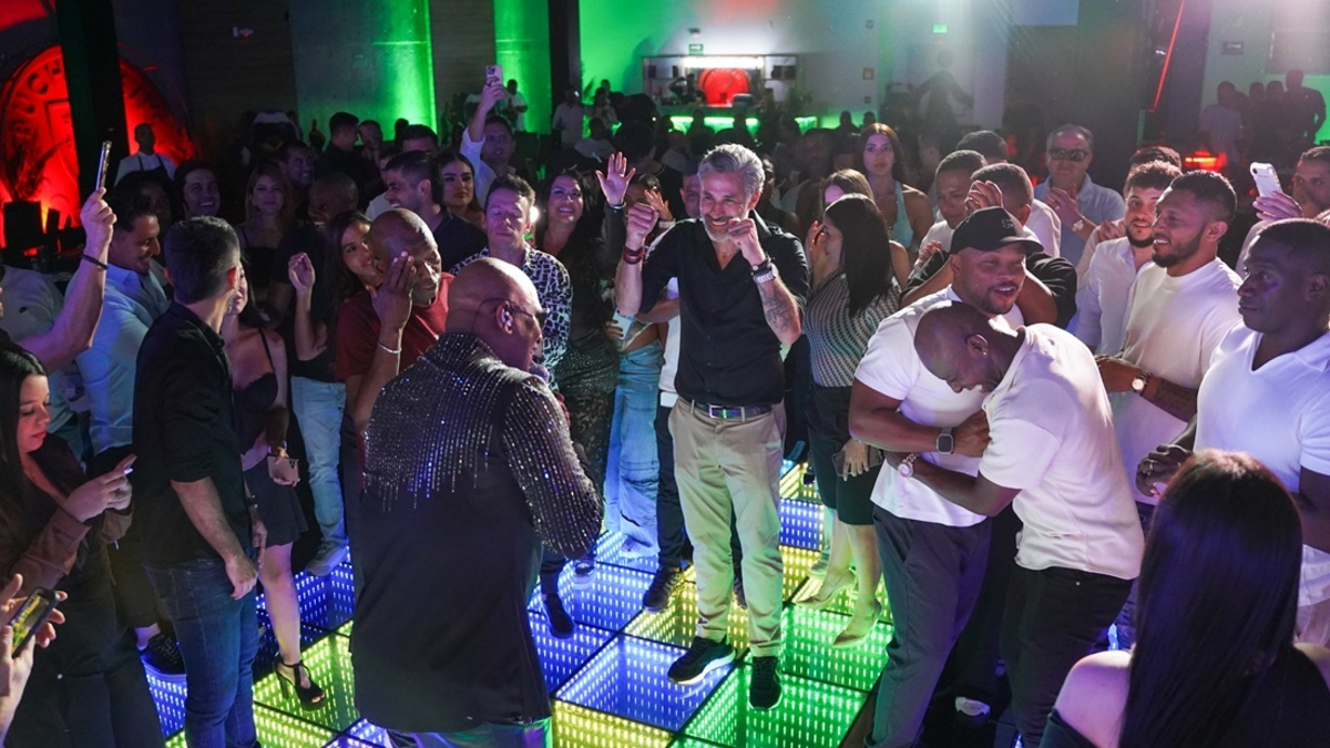 Fue una gran fiesta la que organizaron exmundialistas en un hotel del norte de Cali para despedir a Mario Alberto Yepes

 – Ojo critico