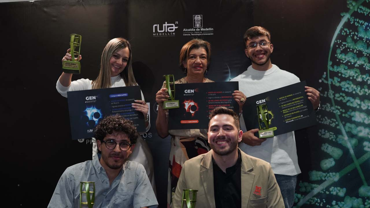 Gracias a talleres, algoritmos y drones medidores de aire, jóvenes de la Generación N no solo imaginan la Medellín del futuro: ya la están construyendo

 – Ojo critico