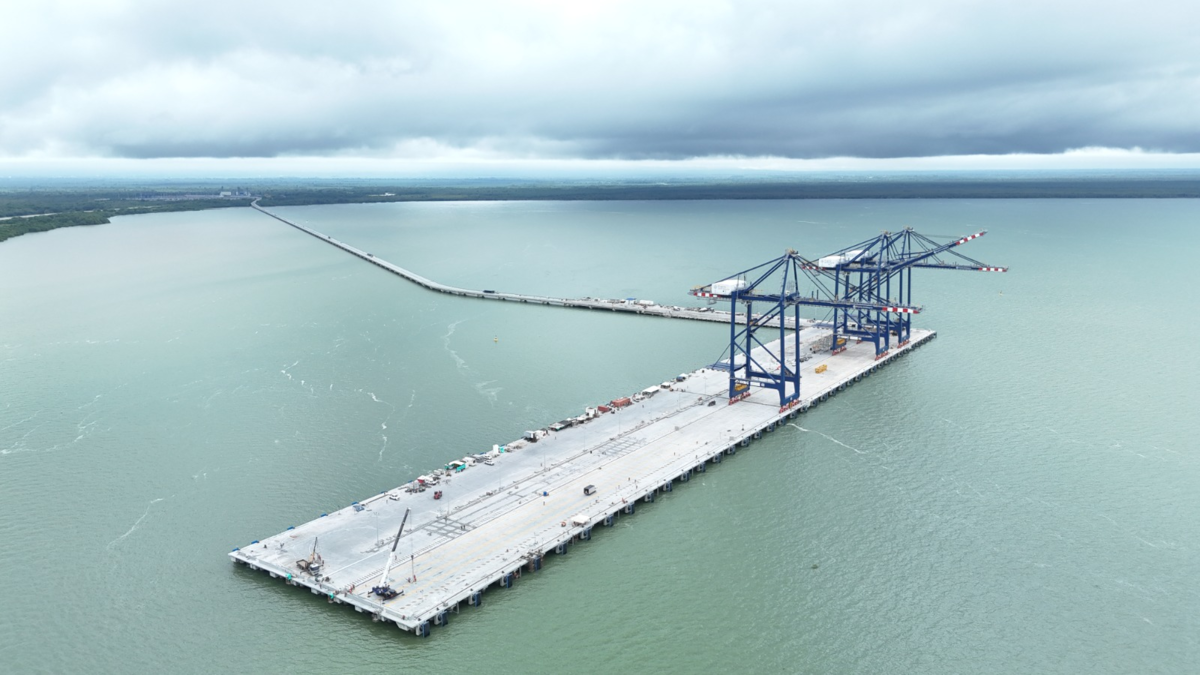 Inician pruebas operativas de un puerto que cambiará la logística en Colombia

 – Ojo critico