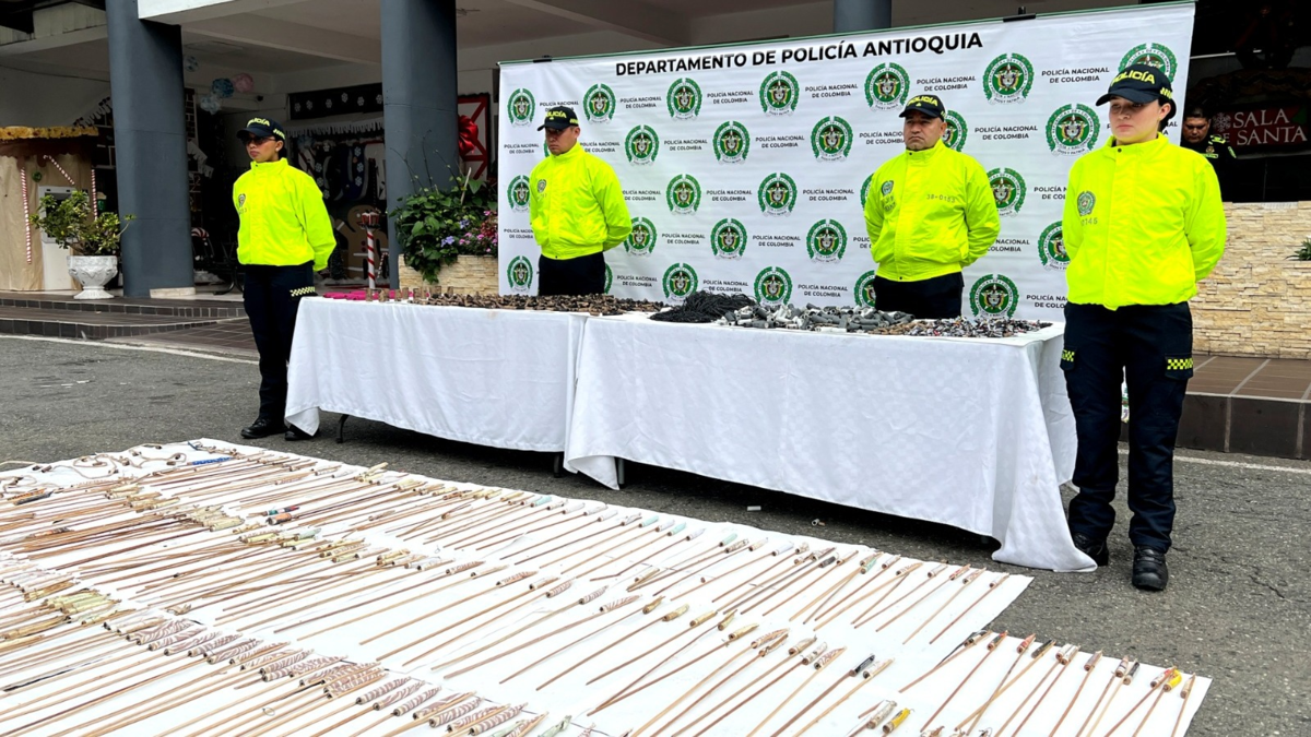 La policía desmanteló una fábrica artesanal durante la Navidad en La Ceja

 – Ojo critico