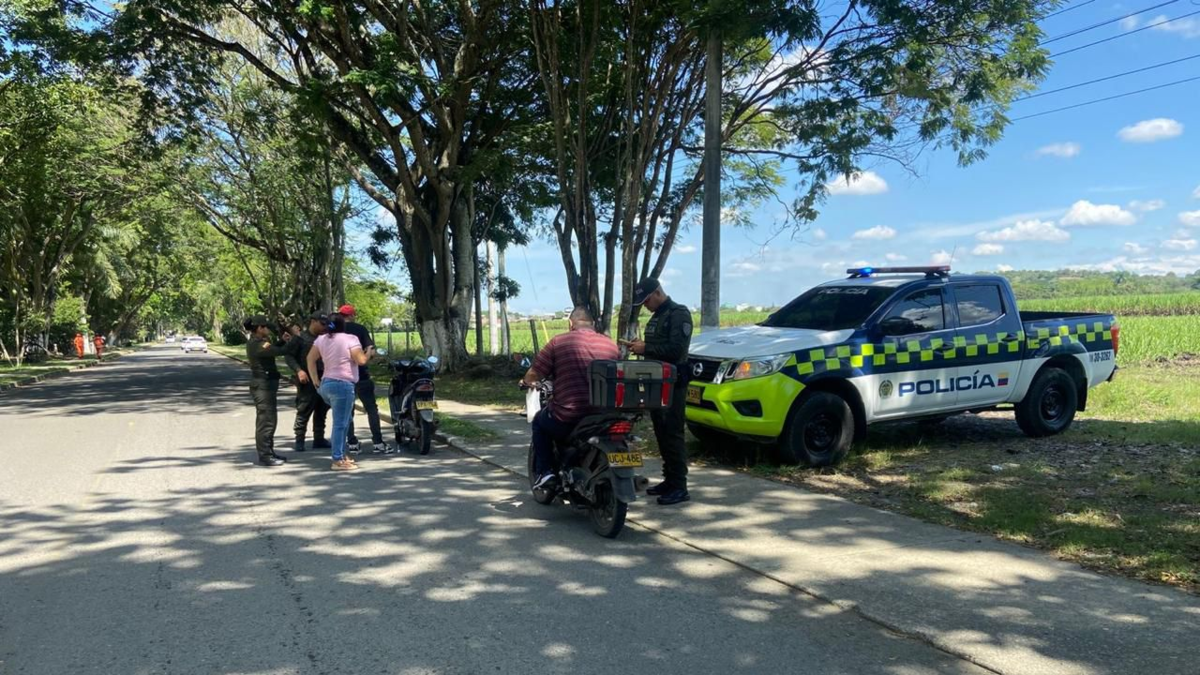 ¿Estás planeando un viaje en coche el día de Año Nuevo? No olvides estas recomendaciones para una conducción segura en el Valle del Cauca

 – Ojo critico