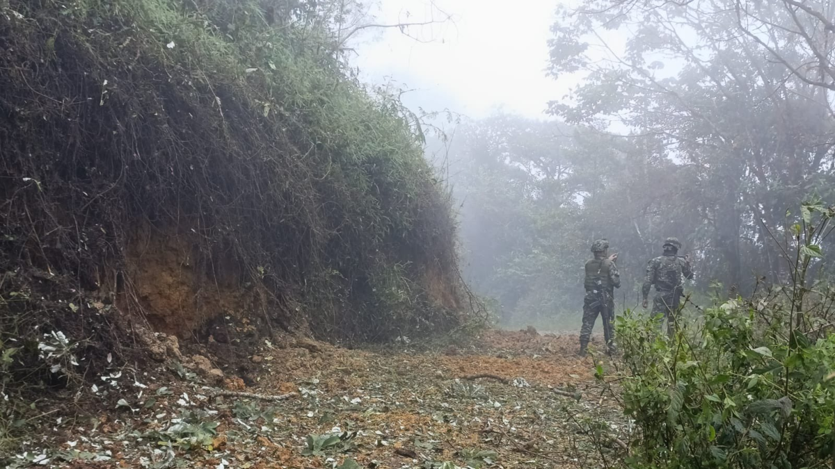 De esta manera, el ejército evitó la tragedia de soldados y más de 150 familias.

 – Ojo critico