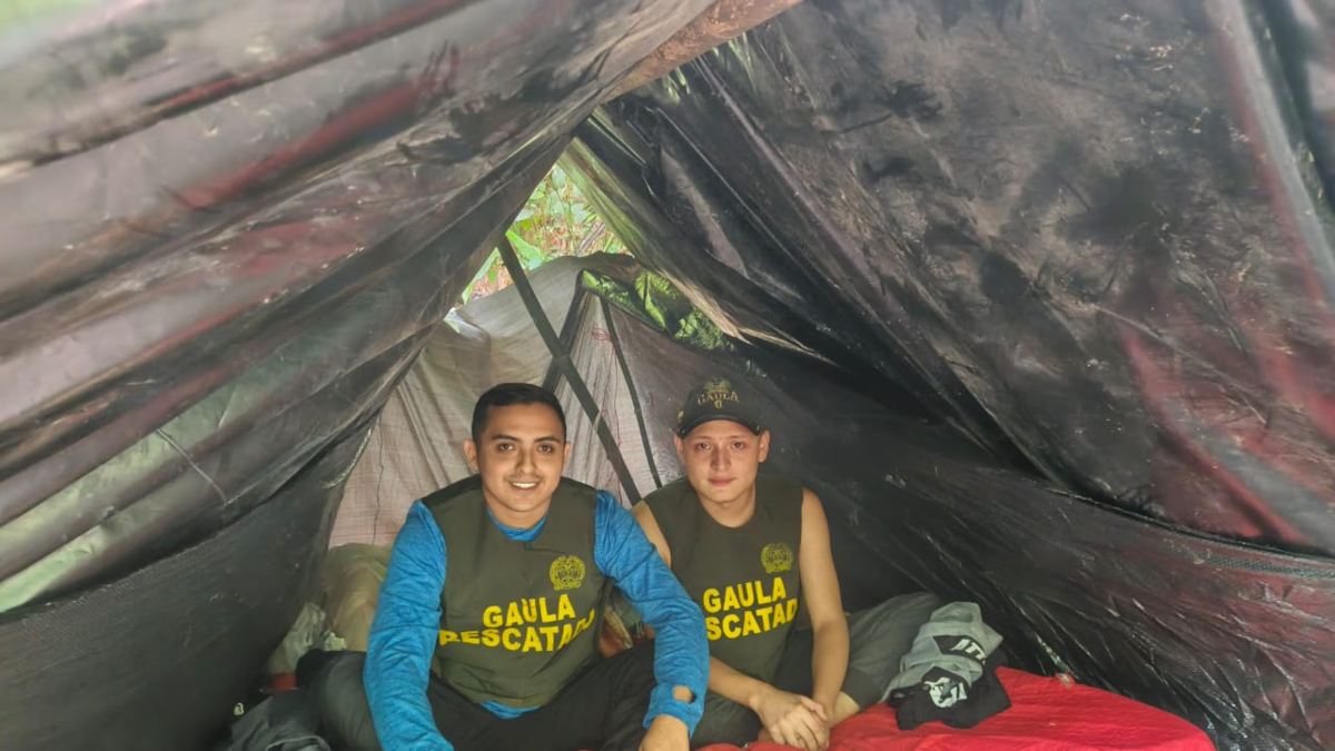 En esas condiciones fueron secuestrados el cantante Miguel Ayala y su manager en el Cauca.

 – Ojo critico