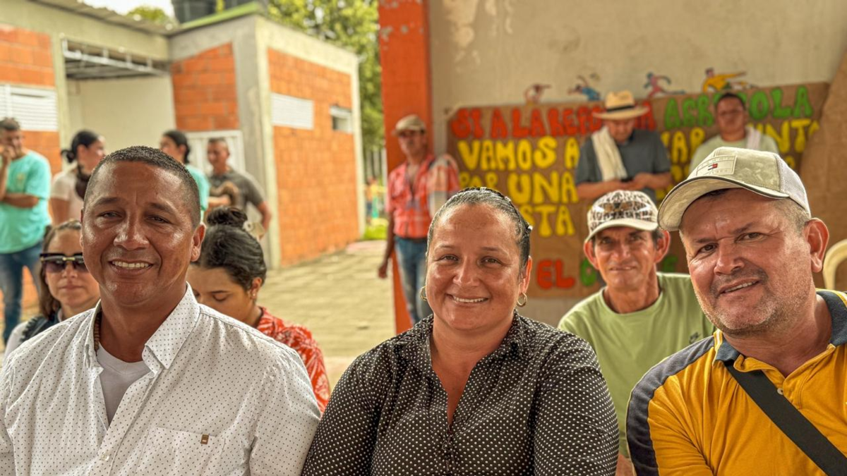 Leidy Cardona, líder campesina que cruzó ríos para que 18 familias campesinas legalizaran 665 hectáreas en Cimitarra en Santander

 – Ojo critico