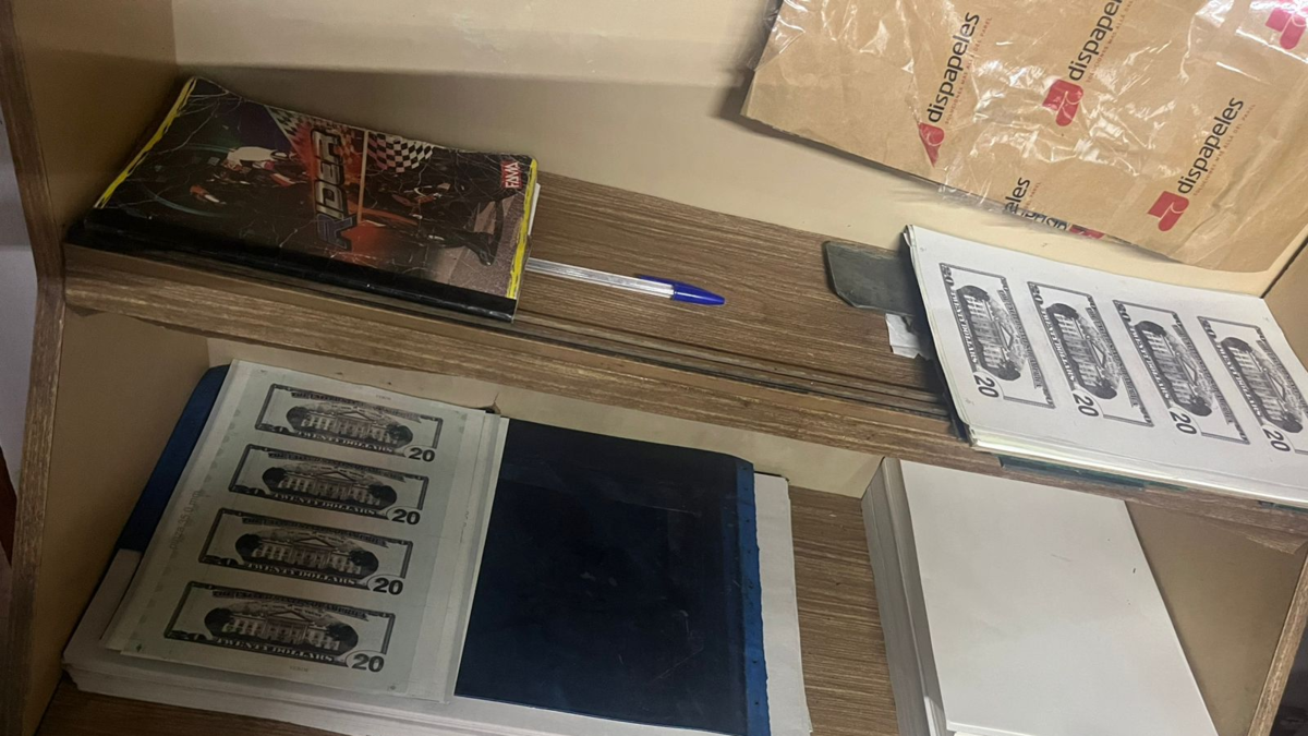 Más de un millón de personas dispuestas a participar en actividades ilegales.

 – Ojo critico