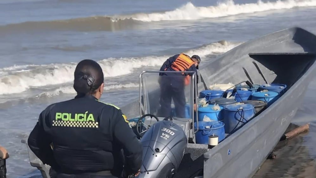 Permanecieron a la deriva durante 5 días

 – Ojo critico