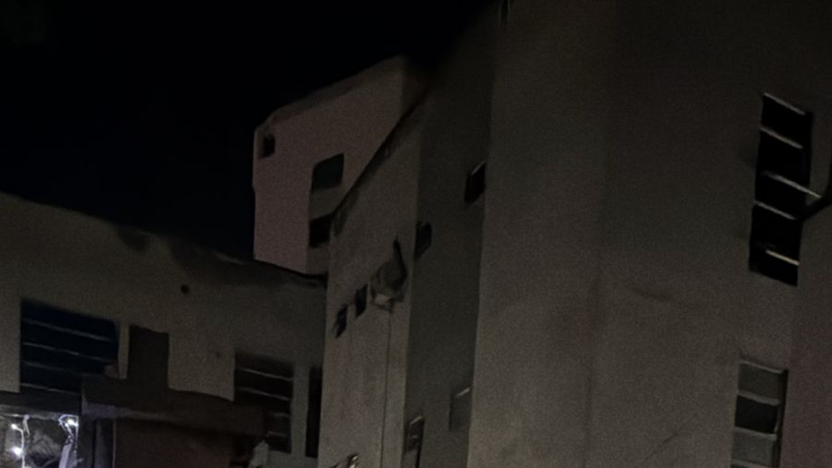 Un motociclista despiadado atacó a un agente de tránsito en un puesto de control con el puño desnudo: casi 70 agentes han sido golpeados este año

 – Ojo critico