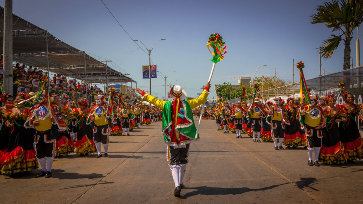 Fútbol, ​​precarnaval y continuidad de la estrategia.

 – Ojo critico