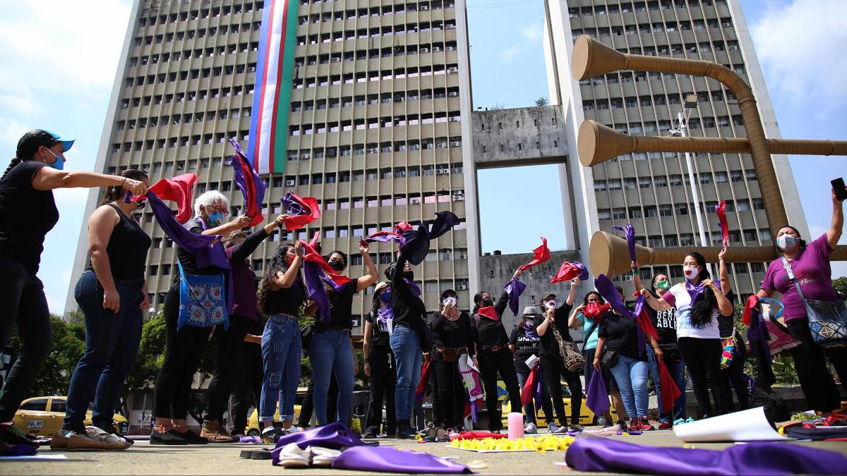 Autoridades capturaron al seudónimo Tata, sospechoso del crimen

 – Ojo critico