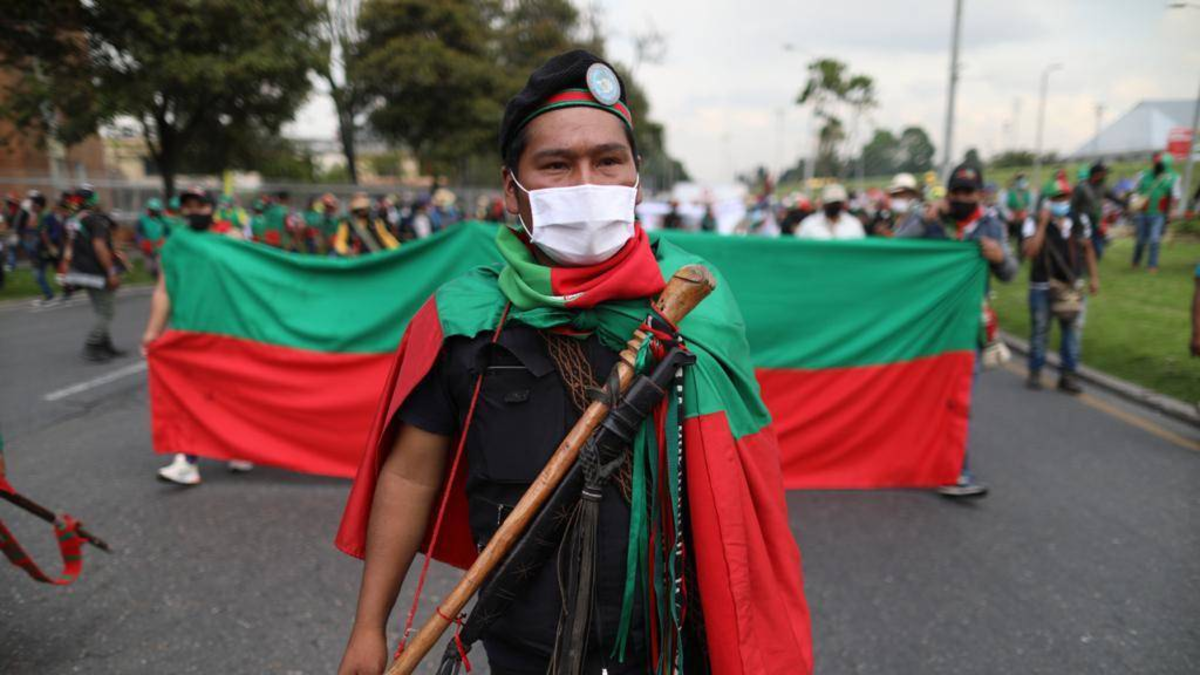 Retén ilegal del ELN deja detenidos y sin vehículos a miembros de la Guardia Indígena en el oriente del Cauca

 – Ojo critico