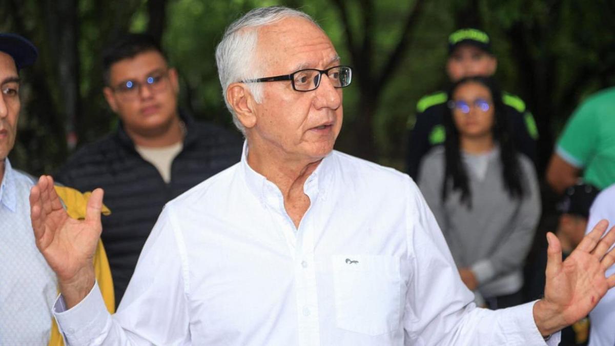 Acientífico ante la respuesta del Minsalud al jefe del hospital público de Antioquia que llora por la crisis sanitaria

 – Ojo critico