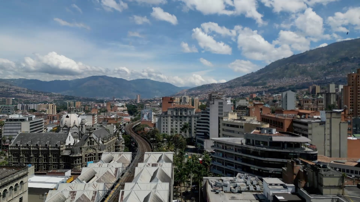 Ciudadano estadounidense sería asesinado por su pareja sentimental en Medellín en medio de una pelea: detalles del caso

 – Ojo critico